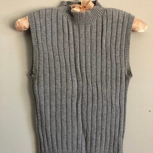 Sleeveless Turtleneck